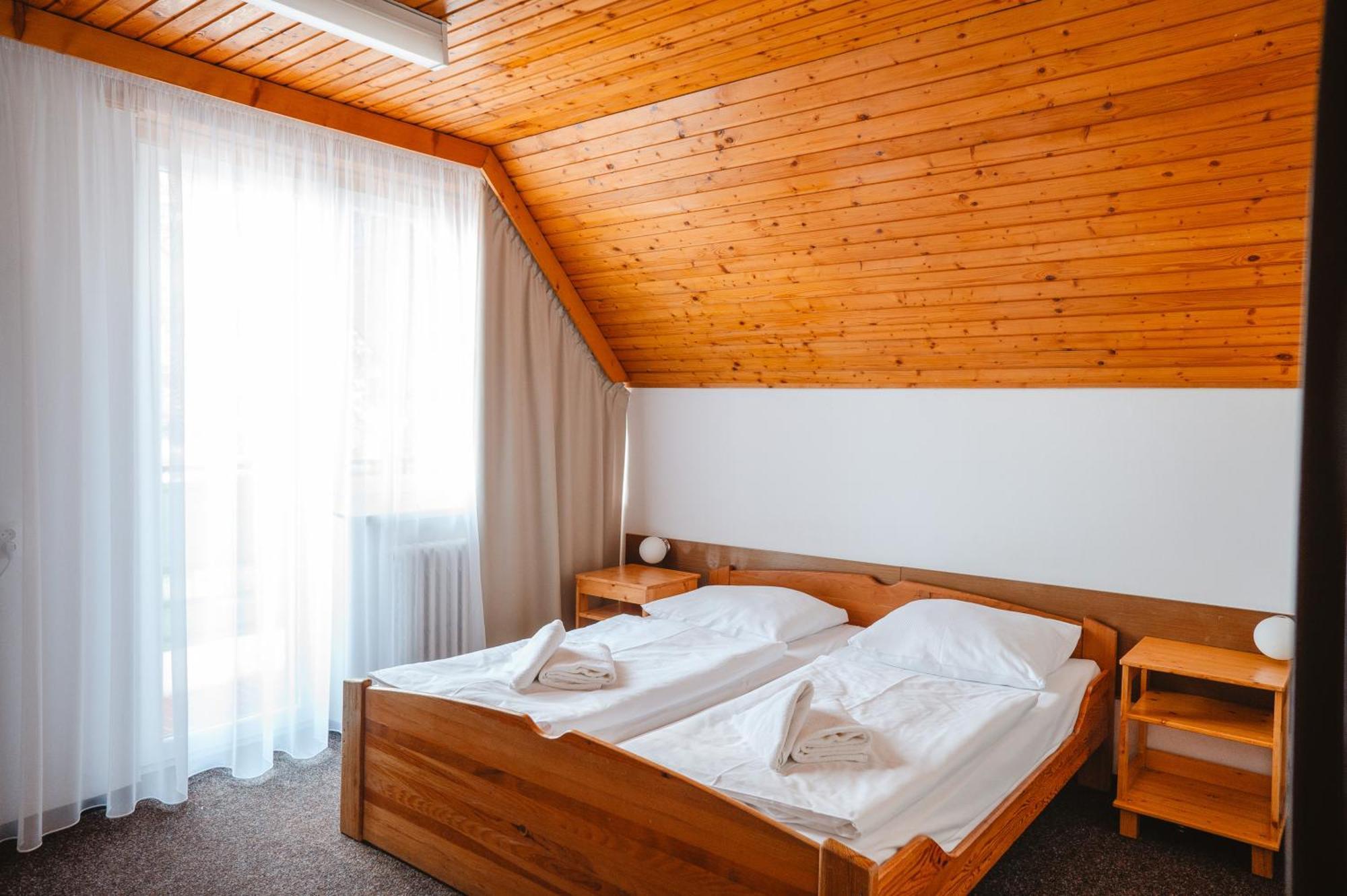 Hotel Fis Štrbské Pleso Exteriör bild