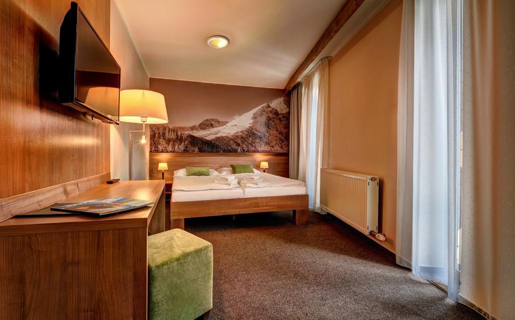 Hotel Fis Štrbské Pleso Exteriör bild